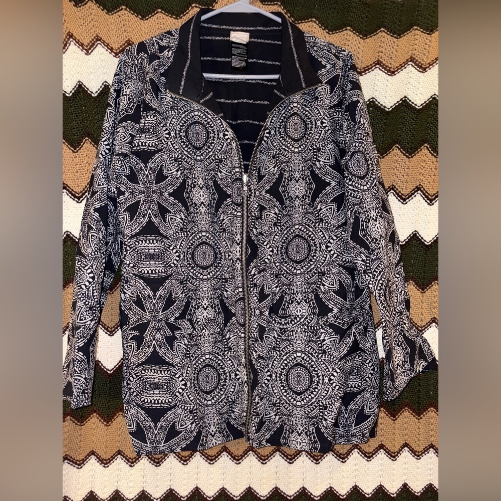 Chico’s Rain Jacket| Size Medium (1)